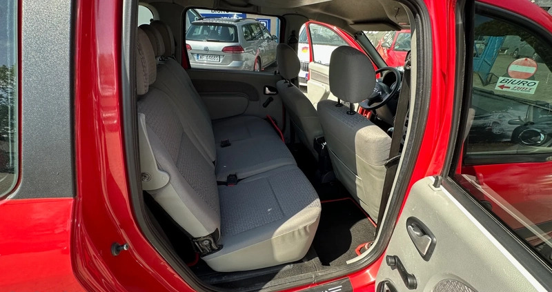 Dacia Logan cena 8900 przebieg: 219000, rok produkcji 2007 z Dzierżoniów małe 154